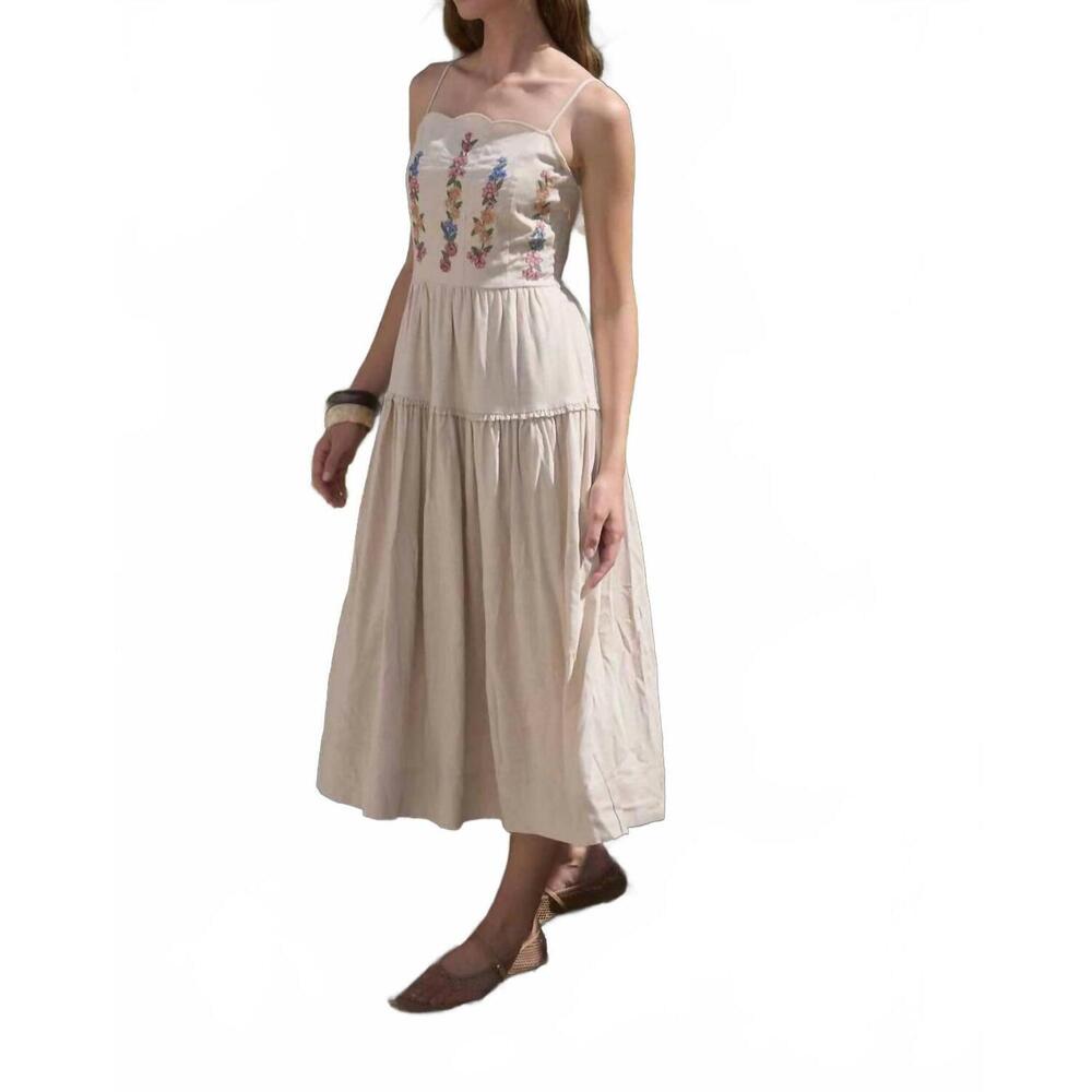 NEW MOON RIVER ashley scallop embroidery midi dress in biege - Picture 3 of 3